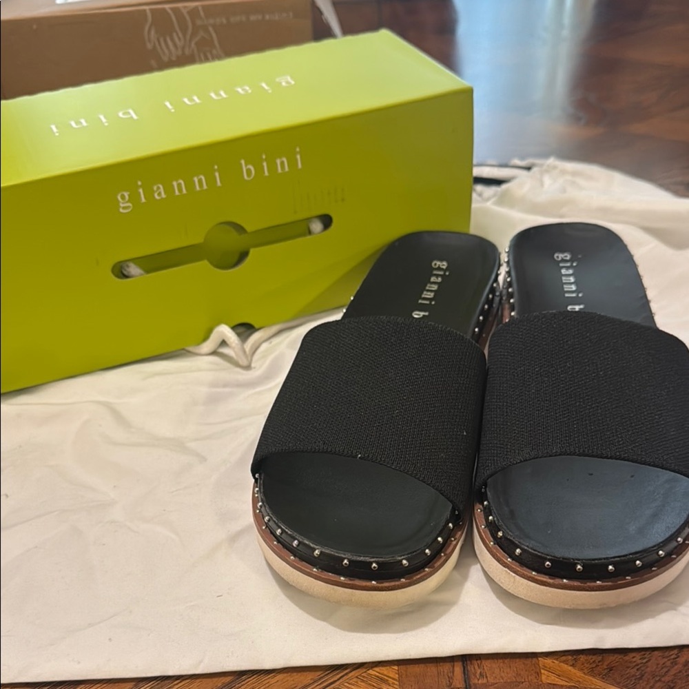 Gianni Bini Black Women's Slide Sandals